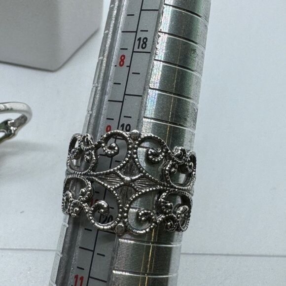 Lot of‎ 3 Silver Tone Rings sizes 8 9 10 Blue Band Crystals Wide - Picture 8 of 9